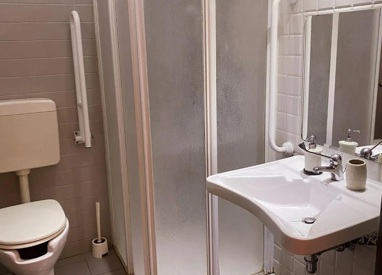 Dolce Vita Rooms Naples 0*,