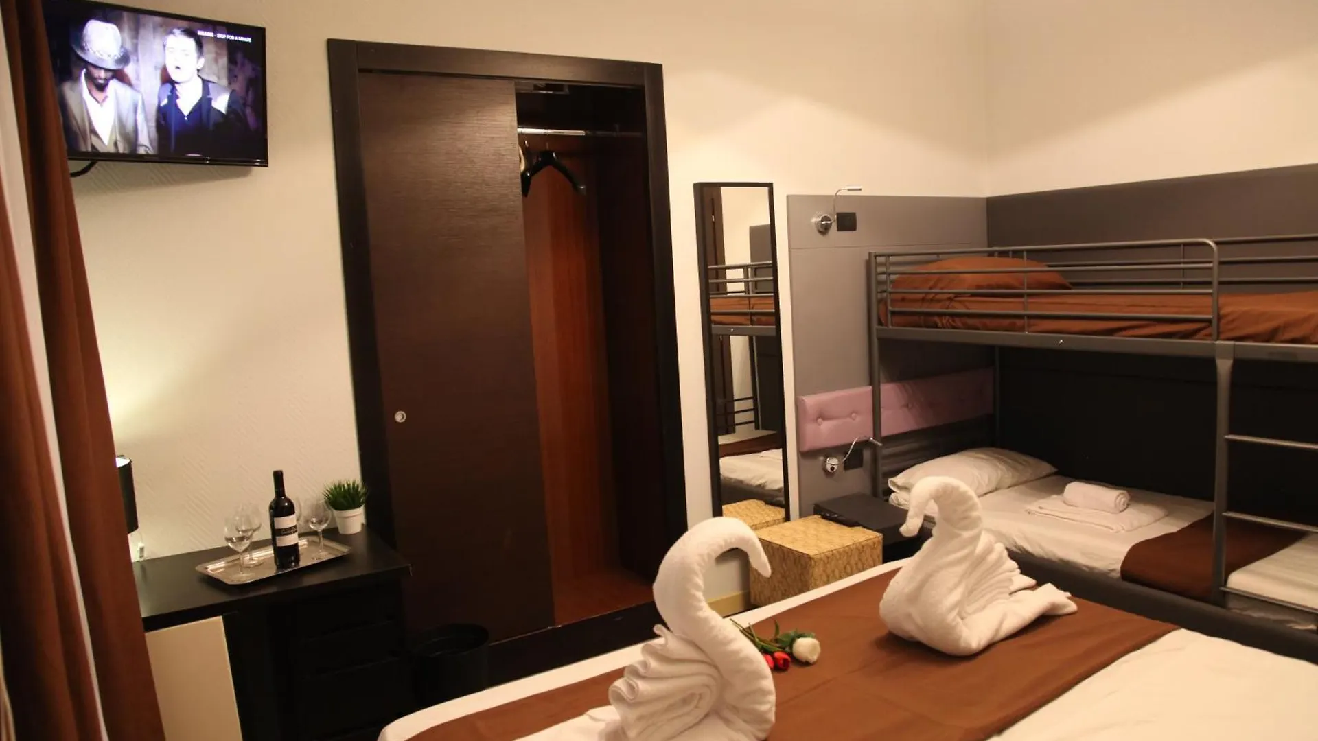 Dolce Vita Rooms Naples