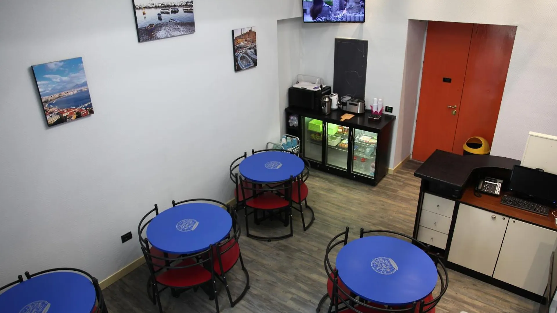 Dolce Vita Rooms Naples Bed & Breakfast