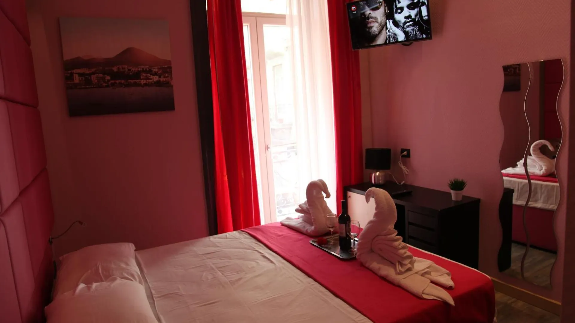 Dolce Vita Rooms Naples 0*,